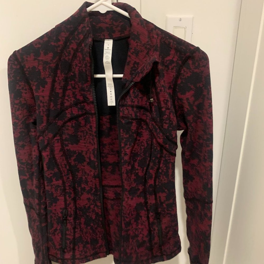 Lululemon Red and Black Define Jacket Small